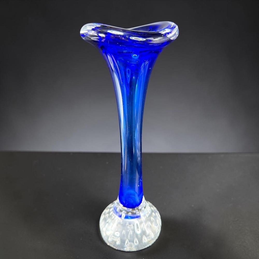Aseda Glasbruk Cobalt Blue Art‎ Glass Vase Controlled Bubble Base Tri Corner Rim